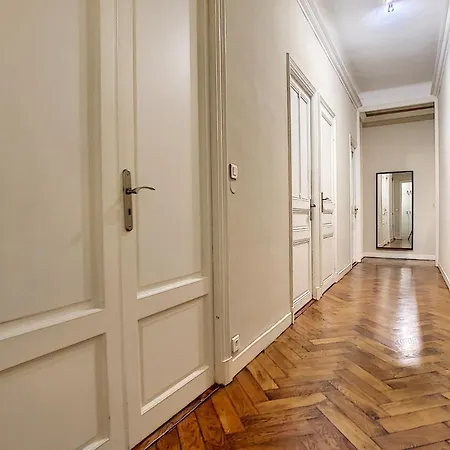 Nestor&jeeves - Palais Arnulf - - Very Close Sea